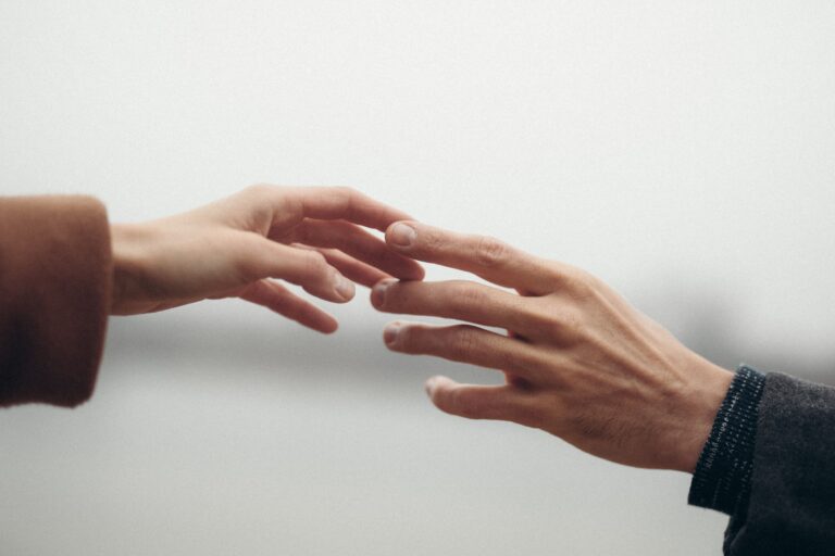 Relazioni autentiche e connessione emotiva tra due persone